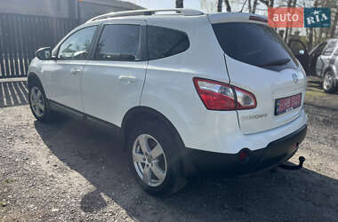 Внедорожник / Кроссовер Nissan Qashqai+2 2010 в 