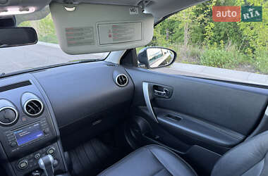 Внедорожник / Кроссовер Nissan Qashqai+2 2011 в 