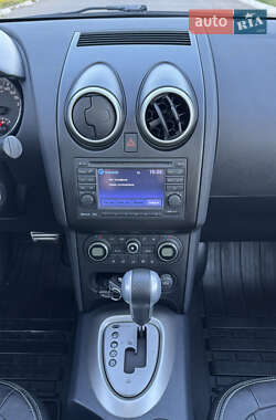 Внедорожник / Кроссовер Nissan Qashqai+2 2011 в 