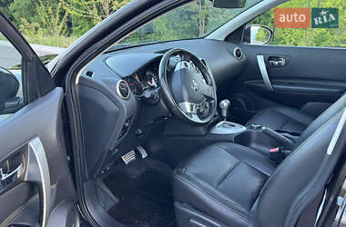 Внедорожник / Кроссовер Nissan Qashqai+2 2011 в 