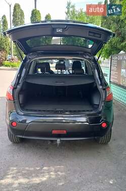 Внедорожник / Кроссовер Nissan Qashqai+2 2011 в 