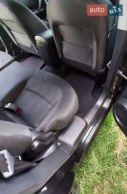 Внедорожник / Кроссовер Nissan Qashqai+2 2011 в 