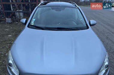 Внедорожник / Кроссовер Nissan Qashqai+2 2010 в 