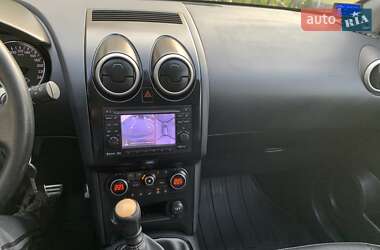 Внедорожник / Кроссовер Nissan Qashqai+2 2013 в 