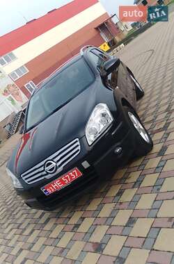 Внедорожник / Кроссовер Nissan Qashqai+2 2009 в Гайсине