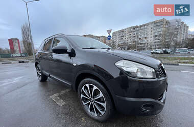 Внедорожник / Кроссовер Nissan Qashqai+2 2013 в Киеве
