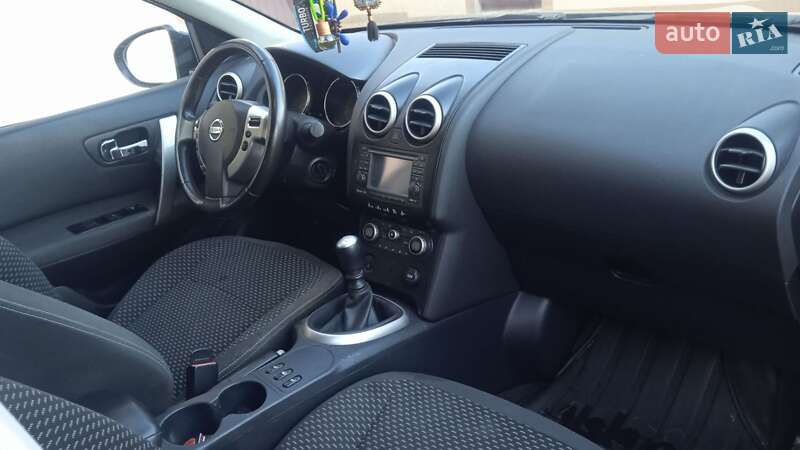 Внедорожник / Кроссовер Nissan Qashqai+2 2009 в Тернополе