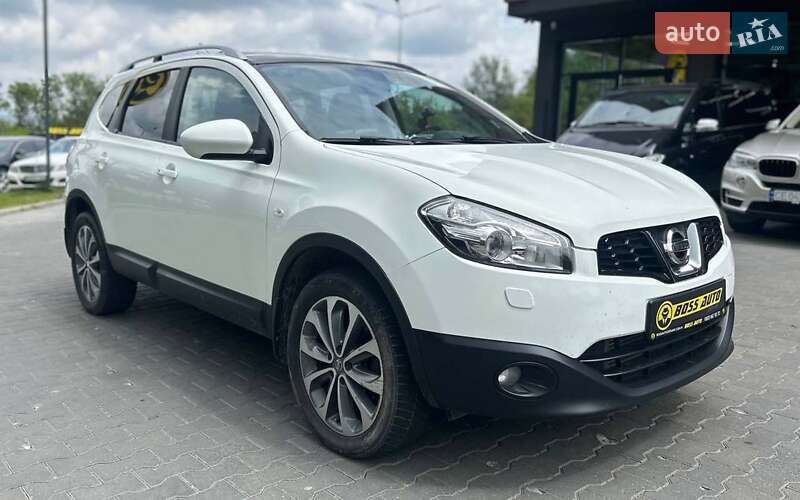 Внедорожник / Кроссовер Nissan Qashqai+2 2011 в 