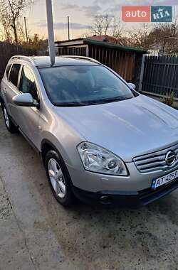 Позашляховик / Кросовер Nissan Qashqai+2 2009 в Івано-Франківську
