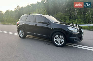 Позашляховик / Кросовер Nissan Qashqai+2 2011 в 