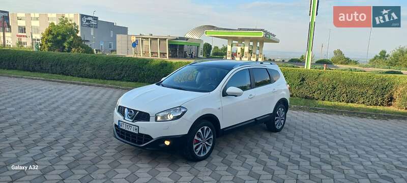 Внедорожник / Кроссовер Nissan Qashqai+2 2012 в Снятине