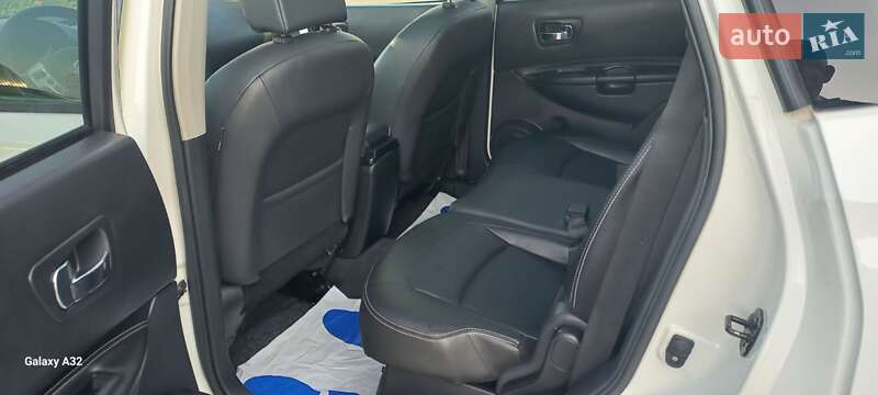 Внедорожник / Кроссовер Nissan Qashqai+2 2012 в Снятине