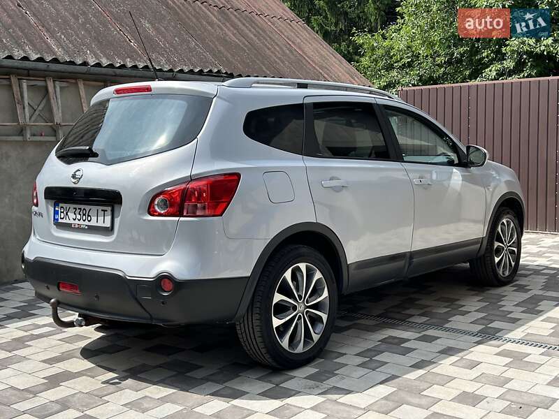 Внедорожник / Кроссовер Nissan Qashqai+2 2009 в Ровно