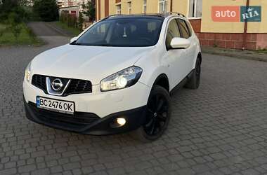 Позашляховик / Кросовер Nissan Qashqai+2 2010 в 