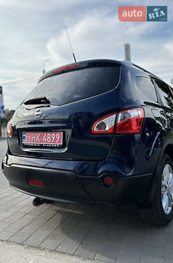 Внедорожник / Кроссовер Nissan Qashqai+2 2011 в 