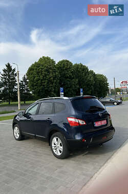 Внедорожник / Кроссовер Nissan Qashqai+2 2011 в 