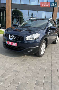Внедорожник / Кроссовер Nissan Qashqai+2 2011 в 
