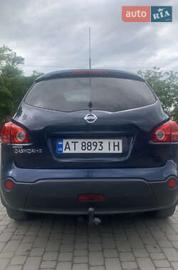 Внедорожник / Кроссовер Nissan Qashqai+2 2009 в 