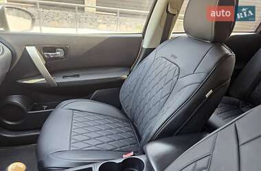 Внедорожник / Кроссовер Nissan Qashqai+2 2011 в 