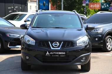 Внедорожник / Кроссовер Nissan Qashqai+2 2011 в 