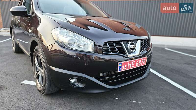 Позашляховик / Кросовер Nissan Qashqai+2 2011 в Вінниці