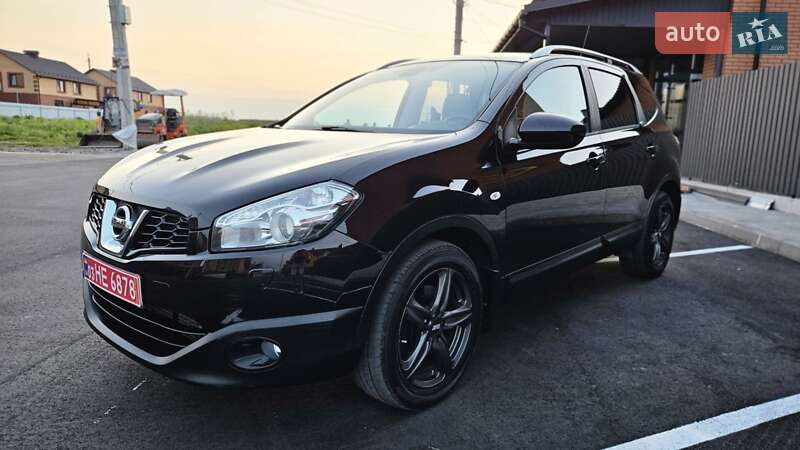 Позашляховик / Кросовер Nissan Qashqai+2 2011 в Вінниці