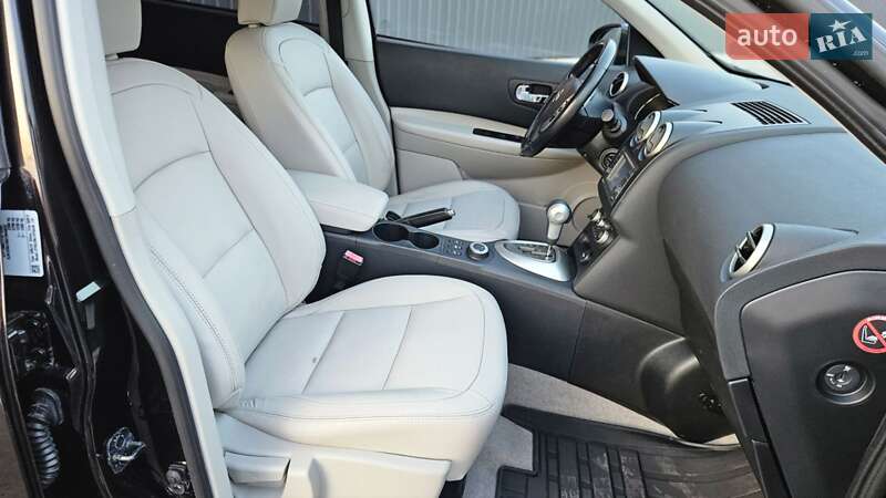 Позашляховик / Кросовер Nissan Qashqai+2 2011 в Вінниці