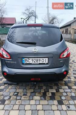 Внедорожник / Кроссовер Nissan Qashqai+2 2010 в 