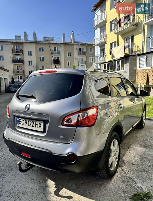 Позашляховик / Кросовер Nissan Qashqai+2 2011 в Самборі фото 4 Позашляховик / Кросовер Nissan Qashqai+2 2011 в Самборі