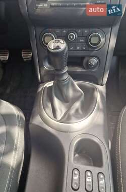 Внедорожник / Кроссовер Nissan Qashqai+2 2011 в 