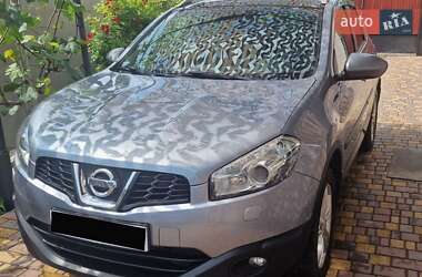 Внедорожник / Кроссовер Nissan Qashqai+2 2011 в 