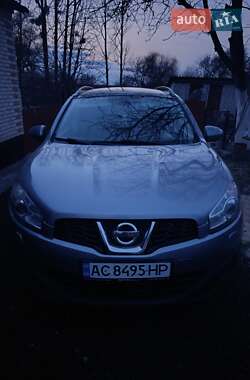 Позашляховик / Кросовер Nissan Qashqai+2 2011 в Нововолинську