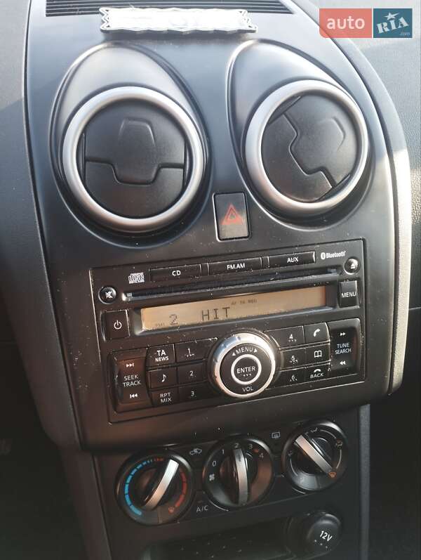 Внедорожник / Кроссовер Nissan Qashqai+2 2011 в Старой Выжевке