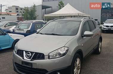 Внедорожник / Кроссовер Nissan Qashqai+2 2010 в 