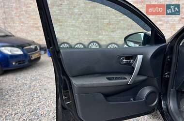 Внедорожник / Кроссовер Nissan Qashqai+2 2009 в 