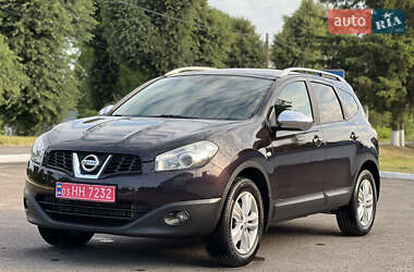 Позашляховик / Кросовер Nissan Qashqai+2 2012 в Радивиліві