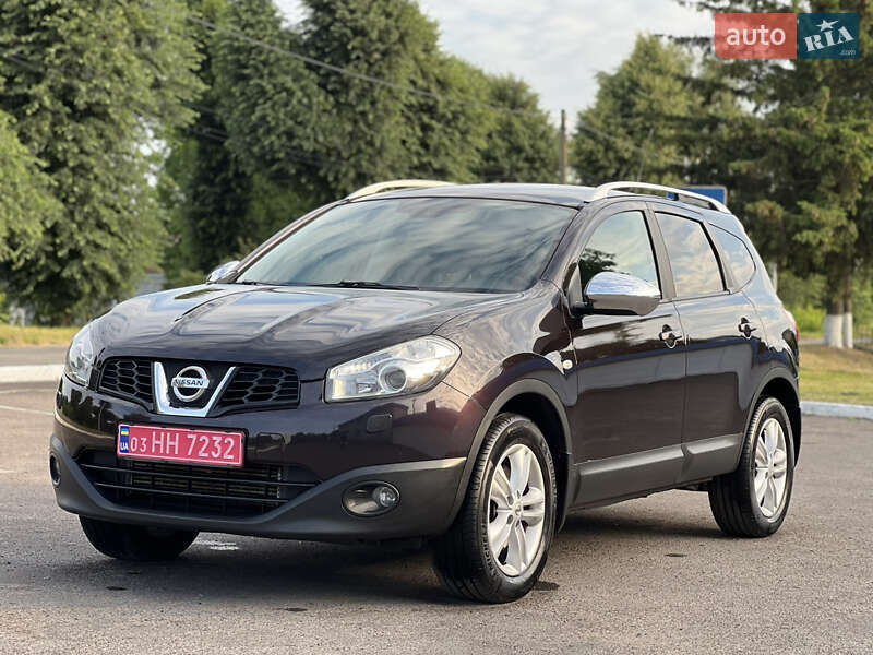 Внедорожник / Кроссовер Nissan Qashqai+2 2012 в 