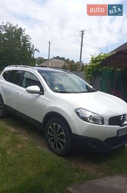 Позашляховик / Кросовер Nissan Qashqai+2 2012 в Христинівці