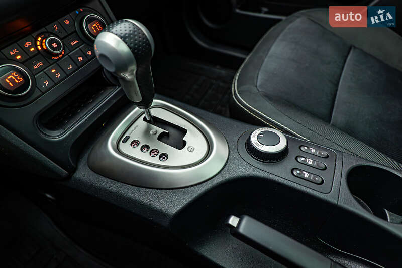 Внедорожник / Кроссовер Nissan Qashqai+2 2013 в Киеве