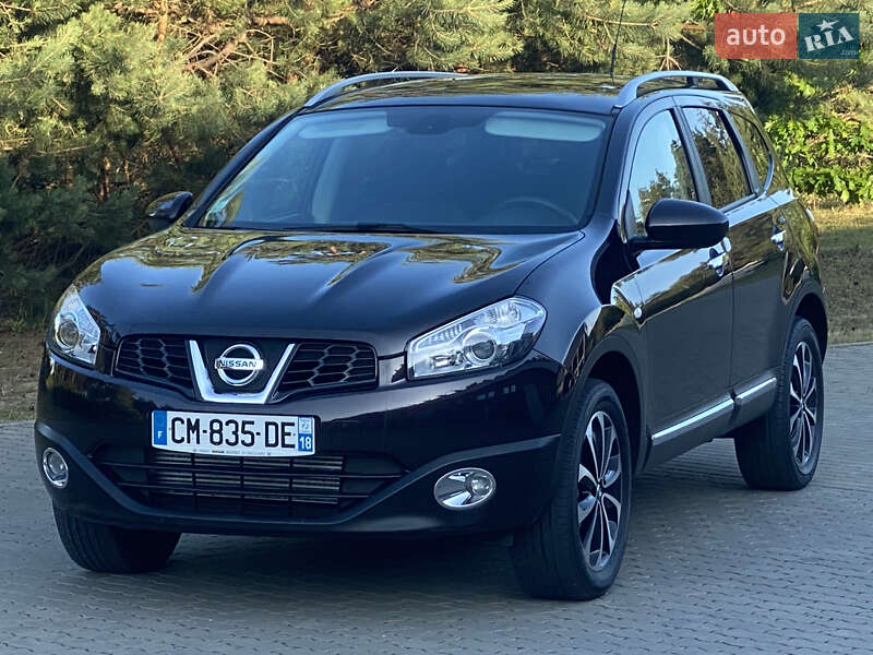 Nissan Qashqai+2 2011