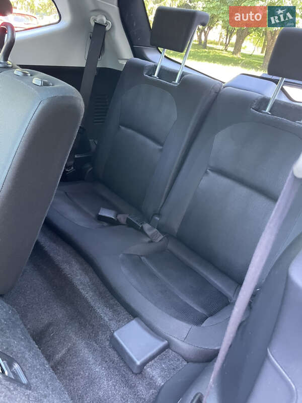 Позашляховик / Кросовер Nissan Qashqai+2 2011 в Рівному