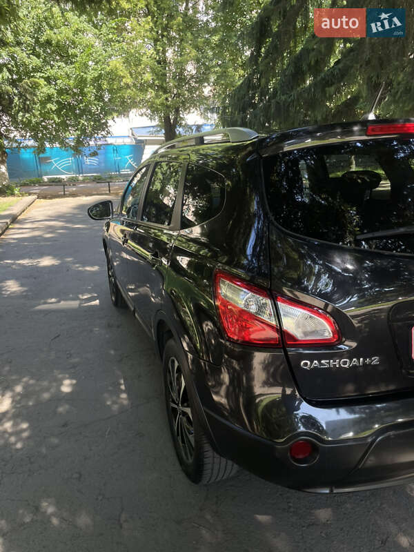 Позашляховик / Кросовер Nissan Qashqai+2 2011 в Рівному