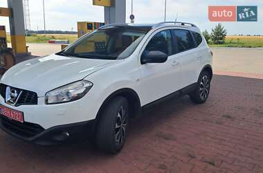 Позашляховик / Кросовер Nissan Qashqai+2 2011 в Луцьку