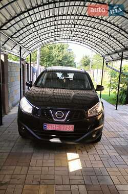 Позашляховик / Кросовер Nissan Qashqai+2 2011 в Дніпрі