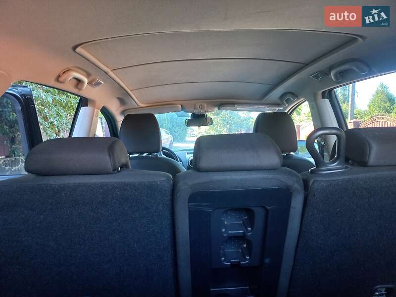 Позашляховик / Кросовер Nissan Qashqai+2 2010 в Луцьку