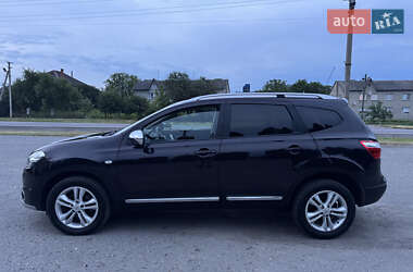 Внедорожник / Кроссовер Nissan Qashqai+2 2011 в 