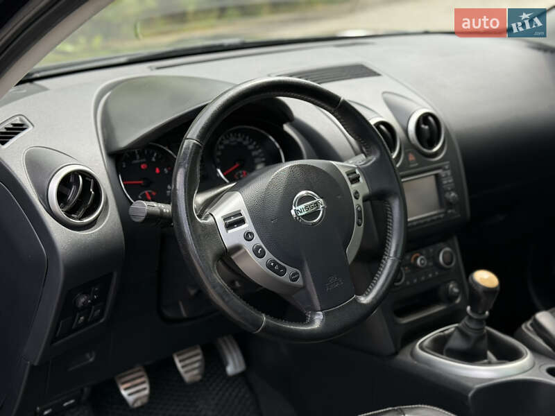 Внедорожник / Кроссовер Nissan Qashqai+2 2013 в Ивано-Франковске