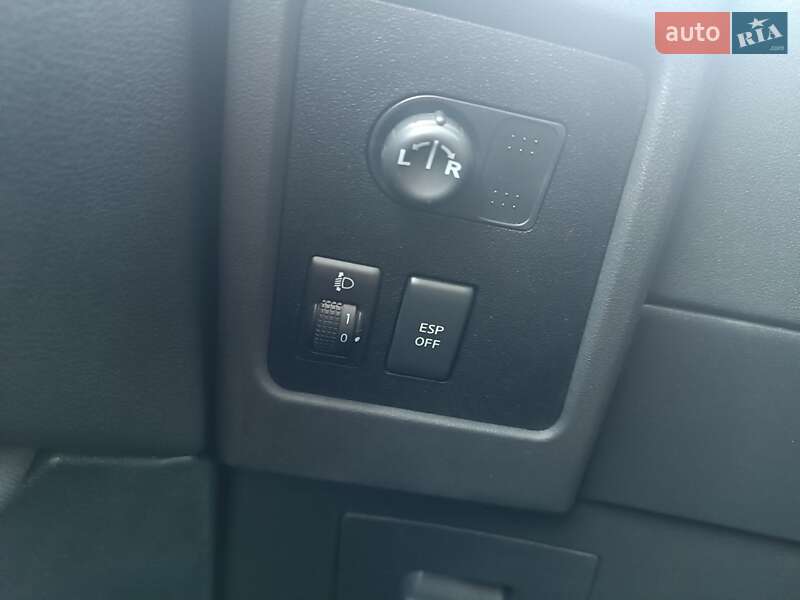 Позашляховик / Кросовер Nissan Qashqai+2 2010 в Луцьку