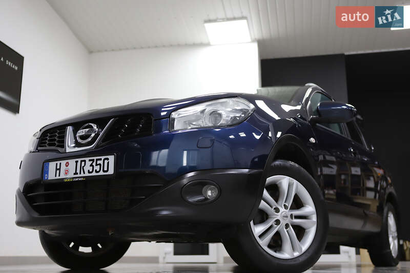 Внедорожник / Кроссовер Nissan Qashqai+2 2011 в Дрогобыче