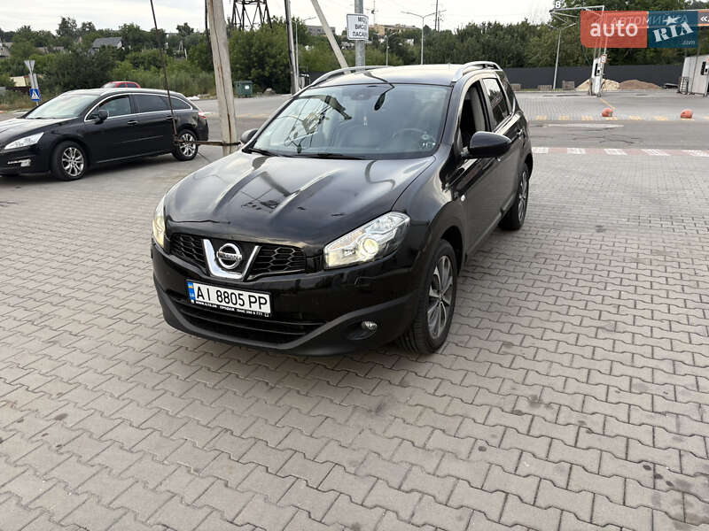 Внедорожник / Кроссовер Nissan Qashqai+2 2010 в 